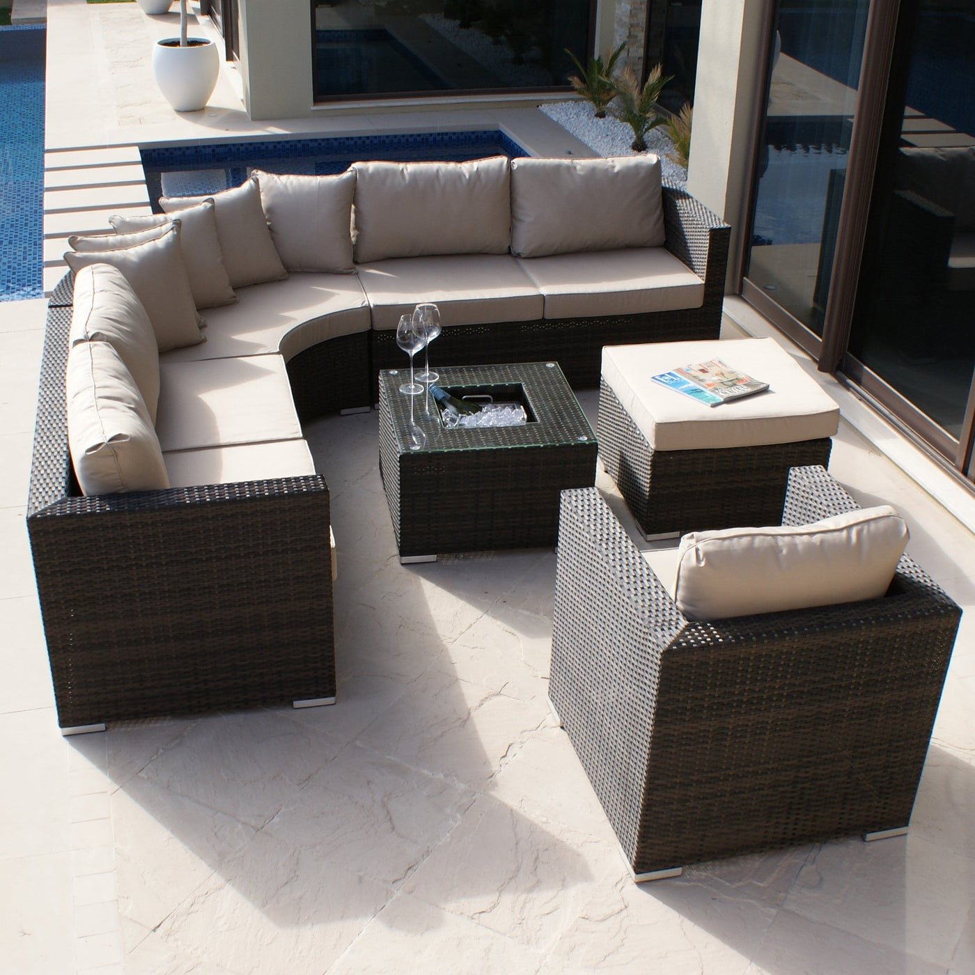 Maze Barcelona Corner Group with Ice Bucket and Chair ExpertFires